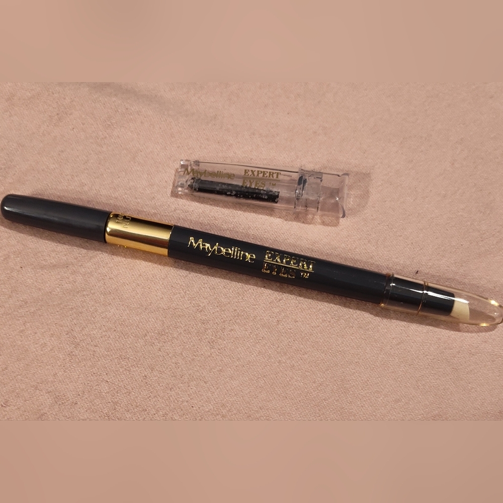 NEW! Maybelline Expert Eye Pencil Charcoal Gray